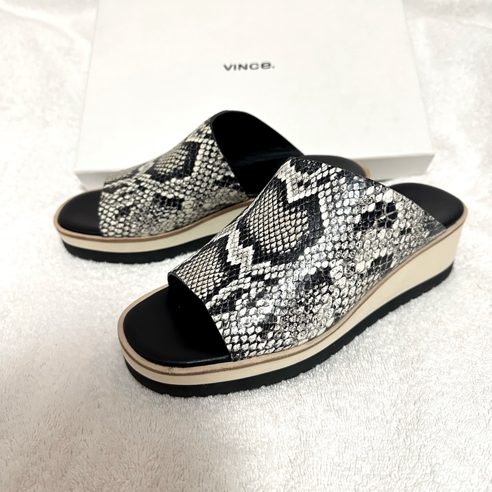Vince Sarria black Leather snake print Wedge Platform mule slide Sandals 7 M